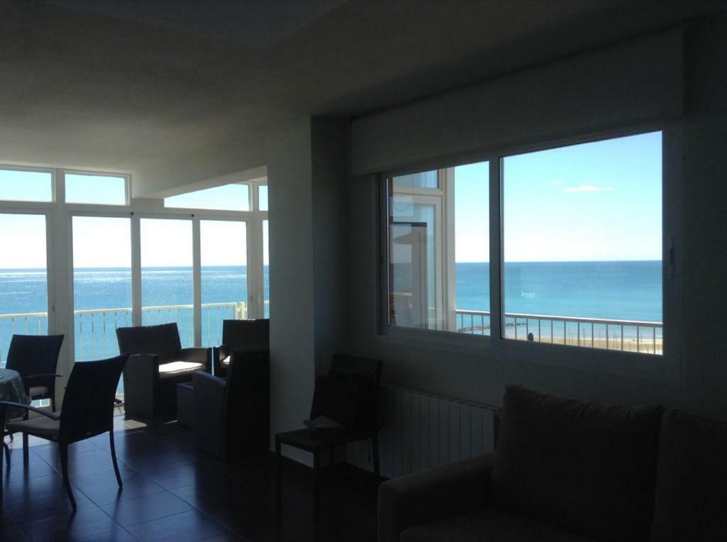 Apartamento Primera Linea De Playa Apartman Benicàssim Kültér fotó