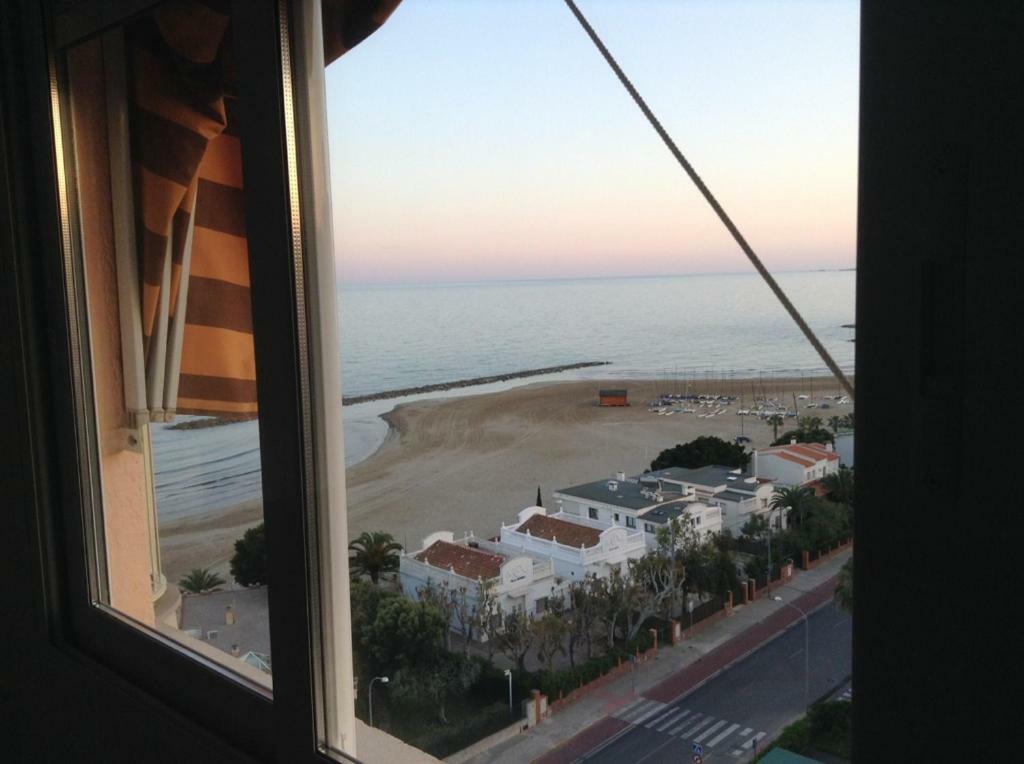 Apartamento Primera Linea De Playa Apartman Benicàssim Kültér fotó